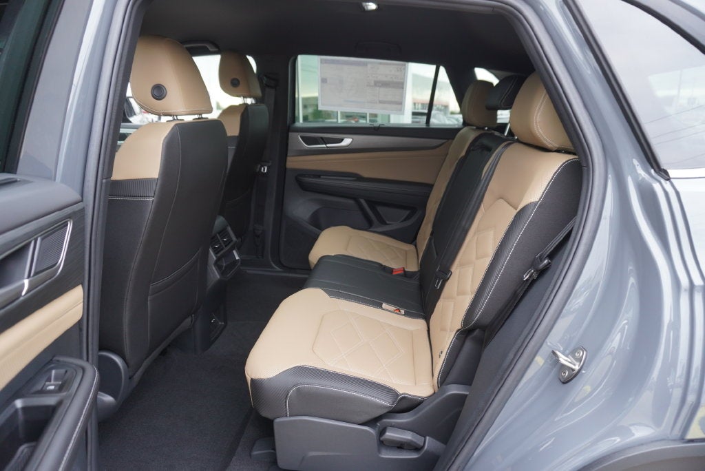 2026 Volkswagen Atlas Cross Sport SE w/Technology