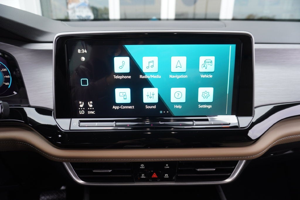 2026 Volkswagen Atlas Cross Sport SE w/Technology