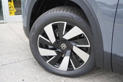 2026 Volkswagen Atlas Cross Sport SE w/Technology