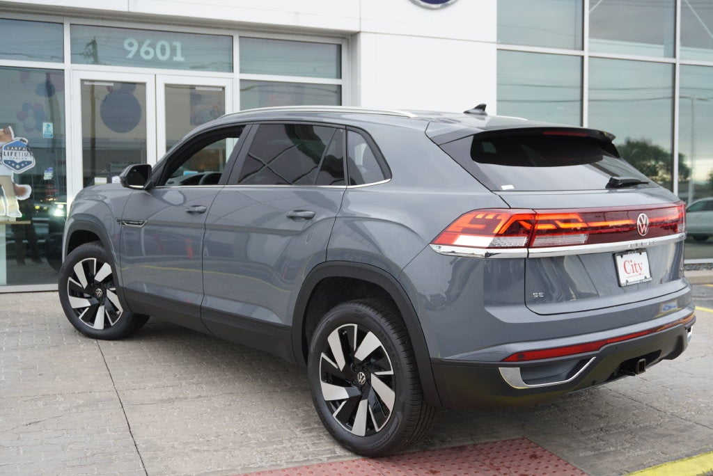 2026 Volkswagen Atlas Cross Sport SE w/Technology
