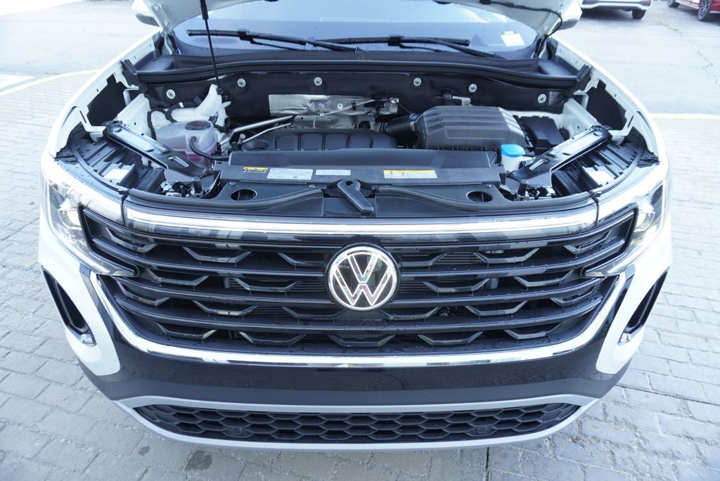 2026 Volkswagen Atlas Cross Sport SE w/Technology