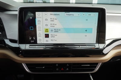 2026 Volkswagen Atlas Cross Sport SE w/Technology