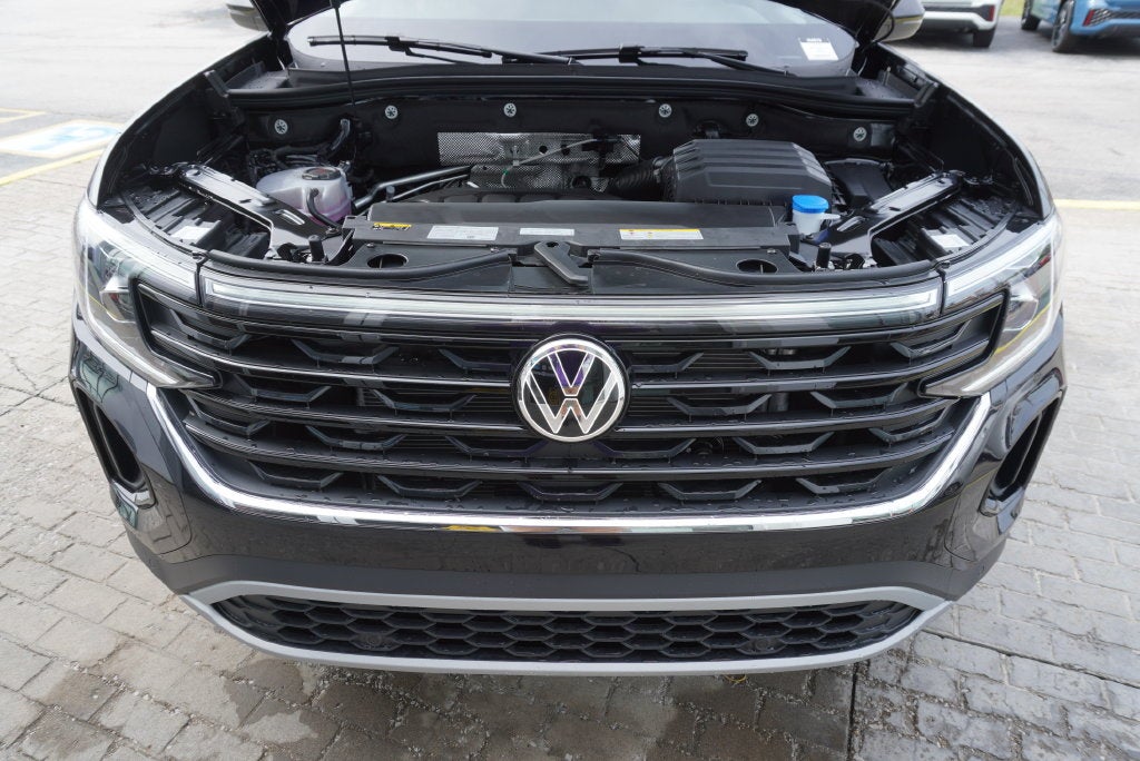 2026 Volkswagen Atlas Cross Sport SE w/Technology