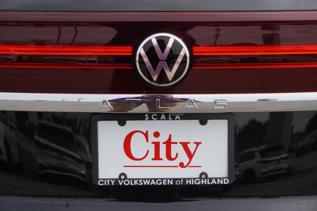 2026 Volkswagen Atlas Cross Sport SE w/Technology