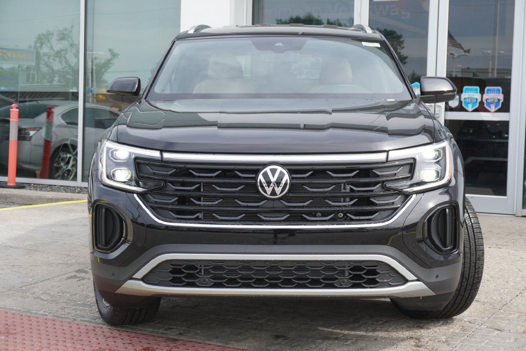 2026 Volkswagen Atlas Cross Sport SE w/Technology
