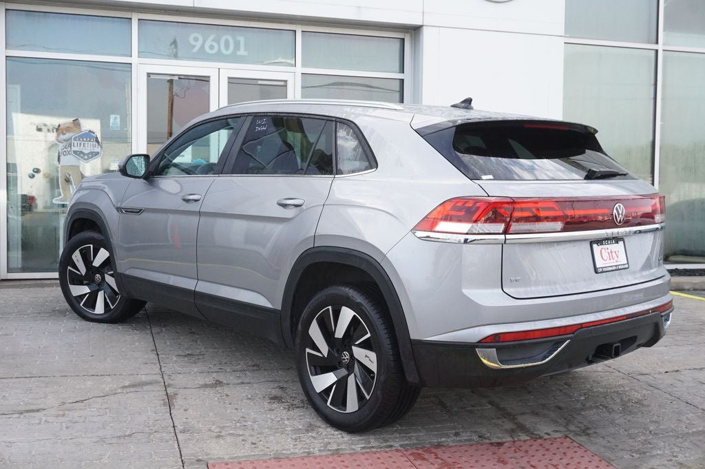 2026 Volkswagen Atlas Cross Sport 2.0T SE w/Technology