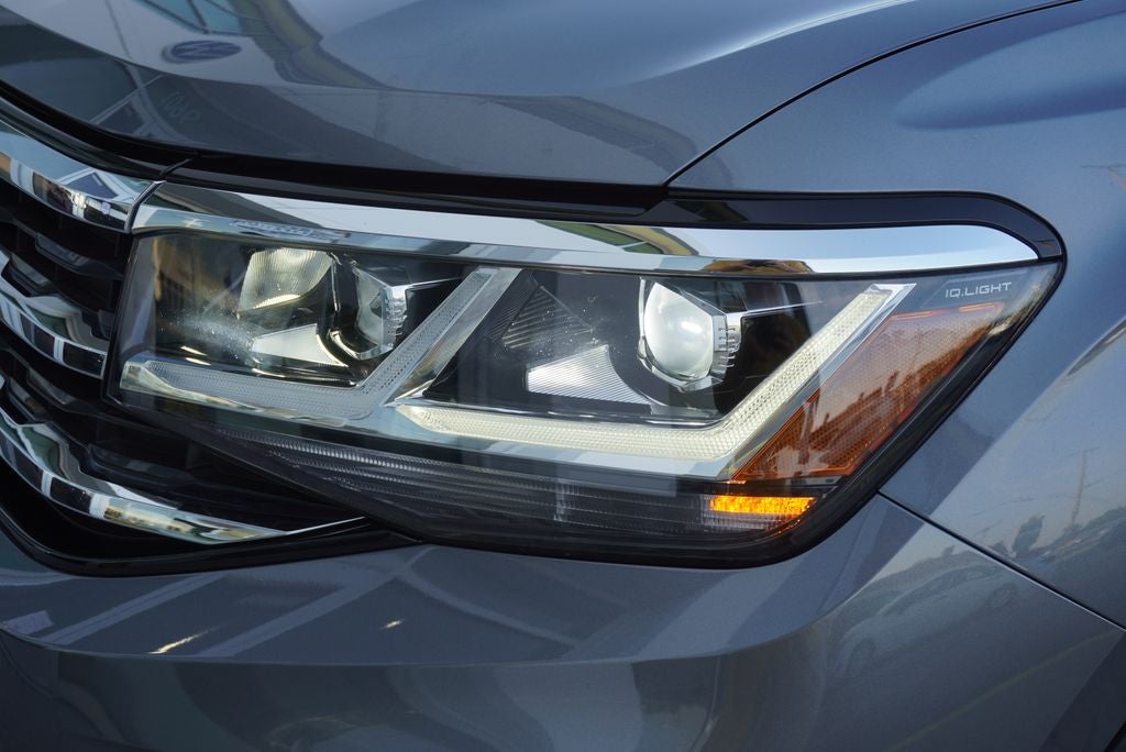 2023 Volkswagen Atlas Cross Sport 2.0T SE w/Technology