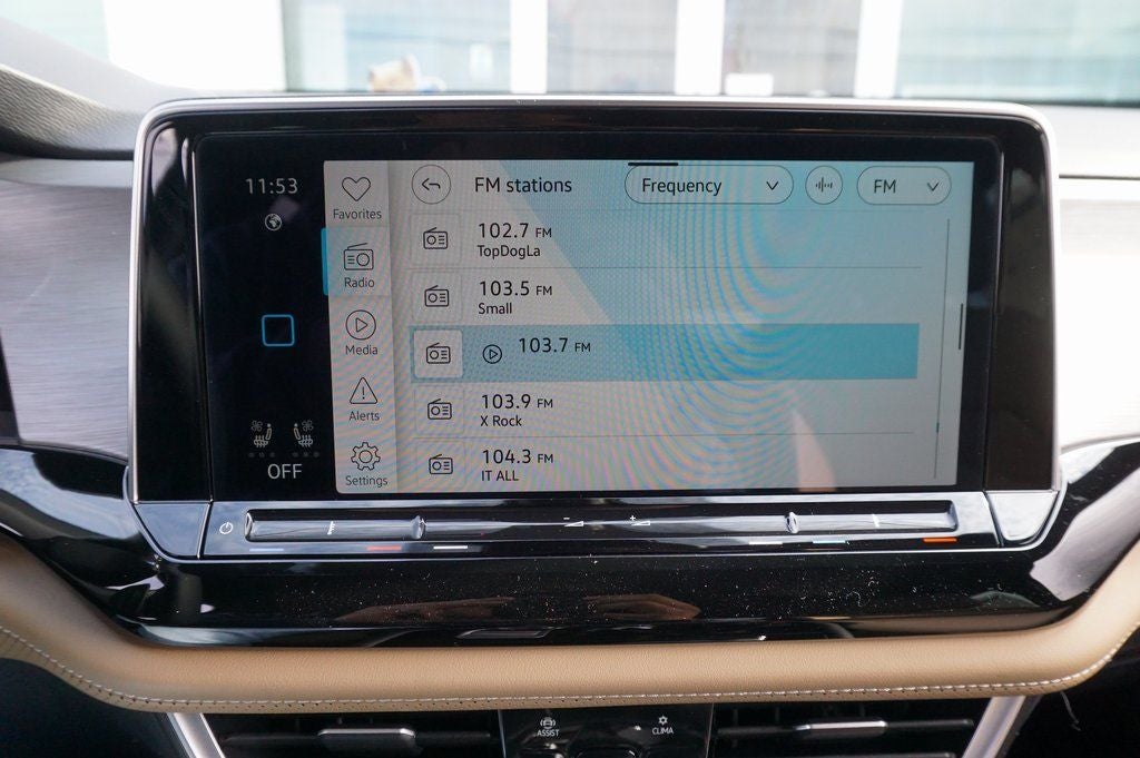 2026 Volkswagen Atlas Cross Sport 2.0T SE w/Technology