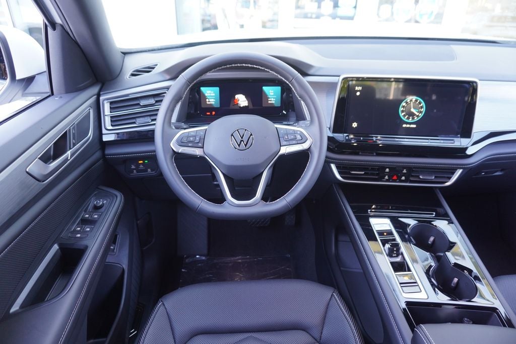 2026 Volkswagen Atlas Cross Sport SE w/Technology