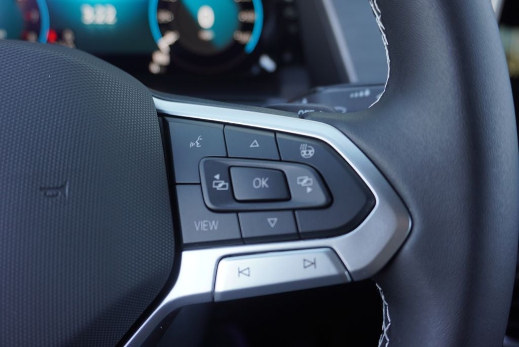2026 Volkswagen Atlas Cross Sport SE w/Technology