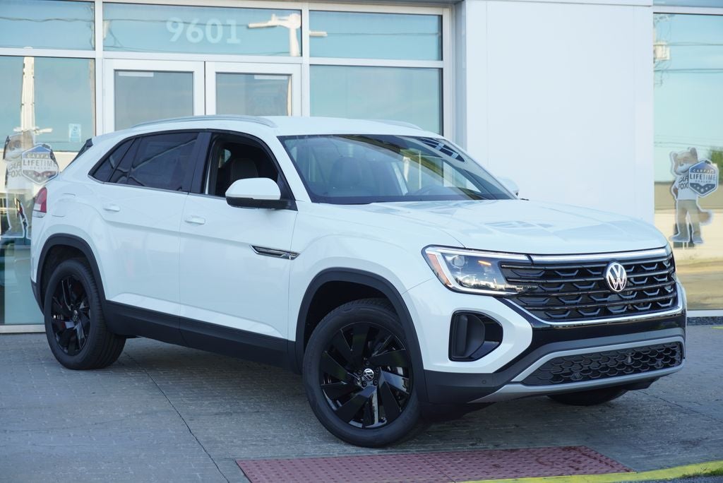 2026 Volkswagen Atlas Cross Sport SE w/Technology