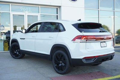 2026 Volkswagen Atlas Cross Sport SE w/Technology