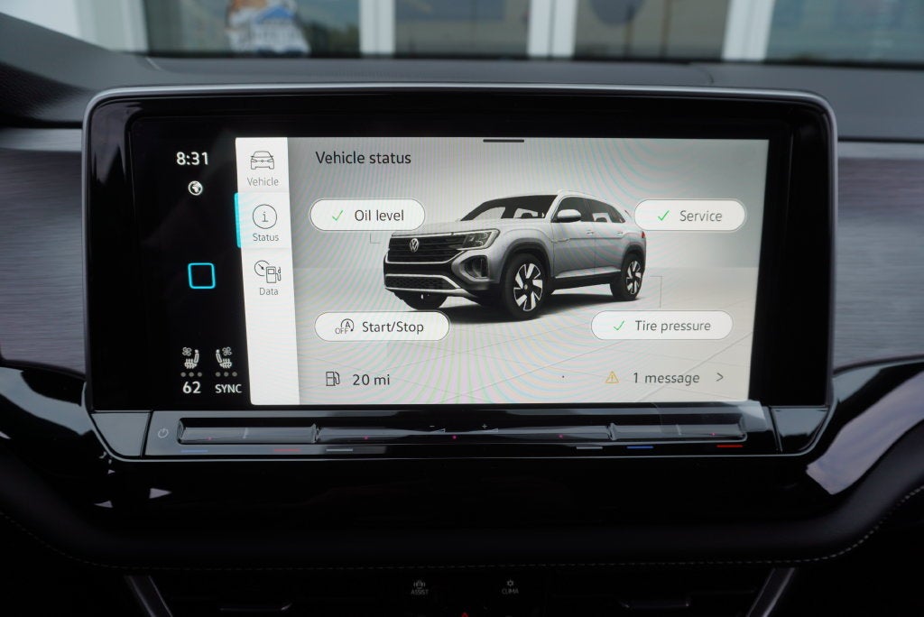 2026 Volkswagen Atlas Cross Sport SE w/Technology