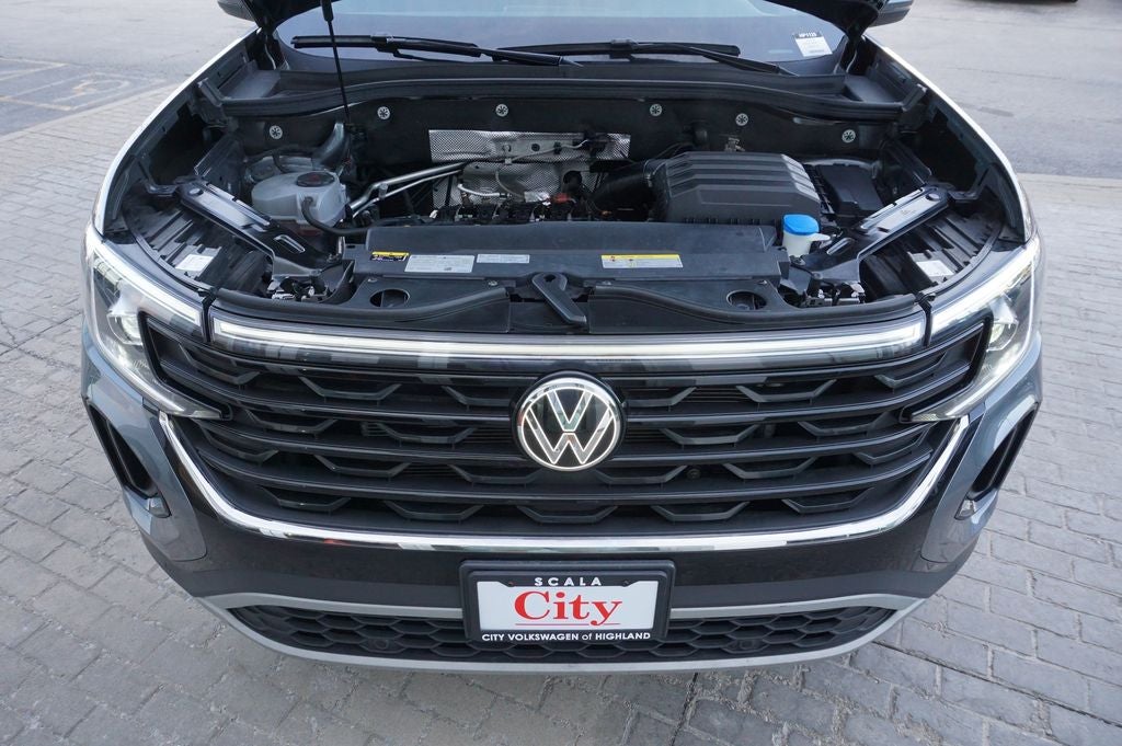 2024 Volkswagen Atlas Cross Sport 2.0T SE w/Technology