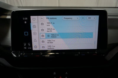 2025 Volkswagen Atlas Cross Sport 2.0T SE w/Technology