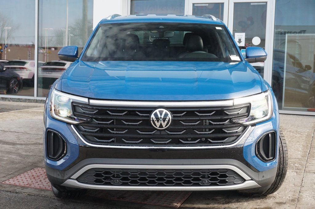 2025 Volkswagen Atlas Cross Sport 2.0T SE w/Technology
