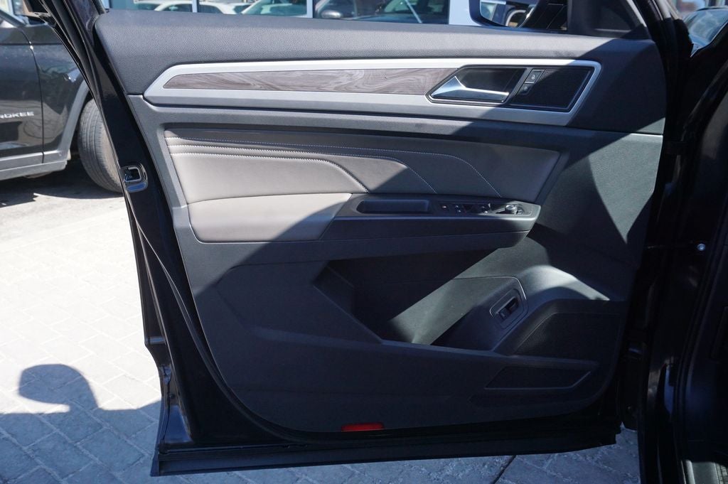 2022 Volkswagen Atlas Cross Sport 3.6L V6 SE w/Technology