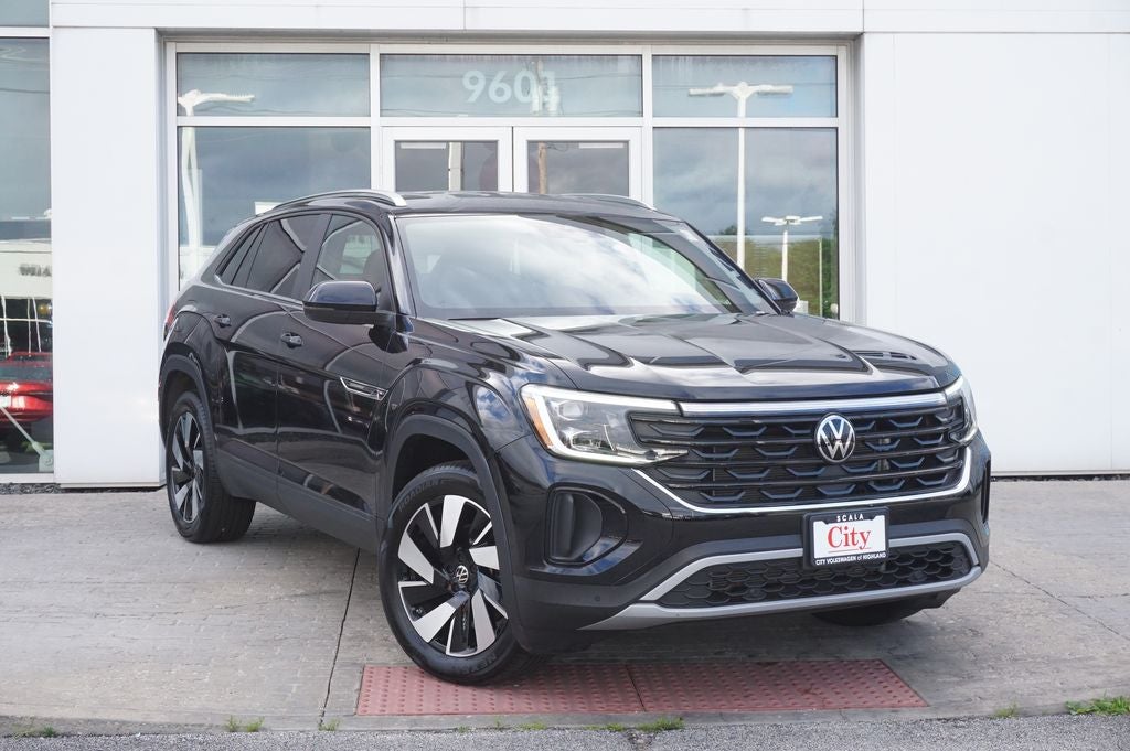 2025 Volkswagen Atlas Cross Sport 2.0T SE w/Technology