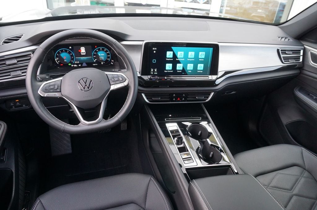 2025 Volkswagen Atlas Cross Sport 2.0T SE w/Technology