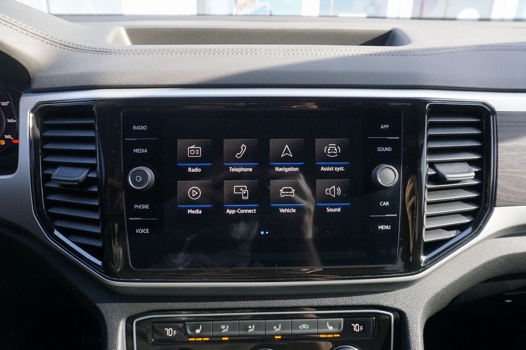 2023 Volkswagen Atlas 2.0T SE w/Technology