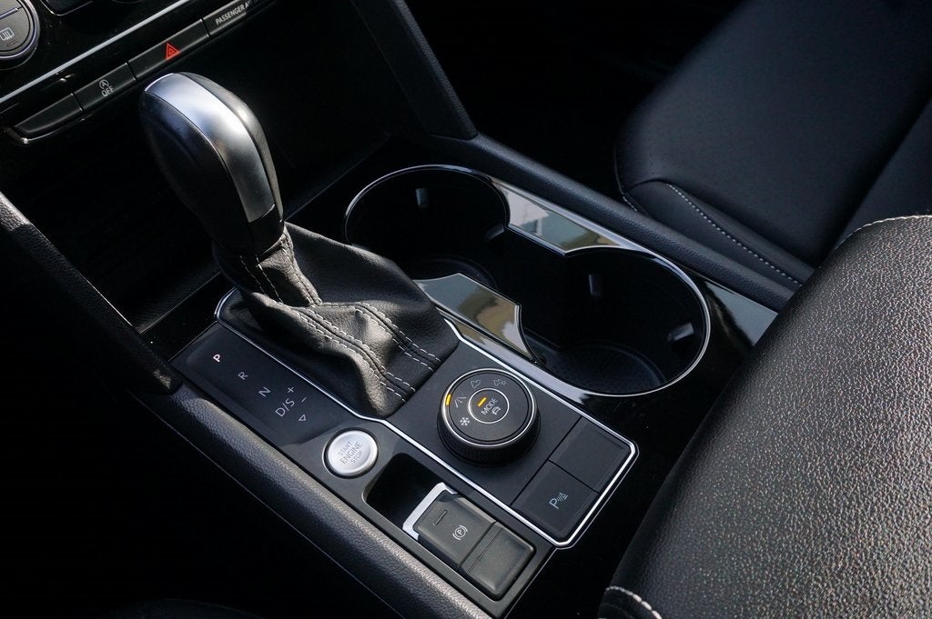 2023 Volkswagen Atlas 2.0T SE w/Technology