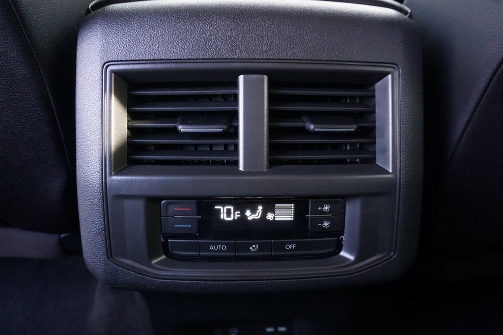 2023 Volkswagen Atlas 2.0T SE w/Technology