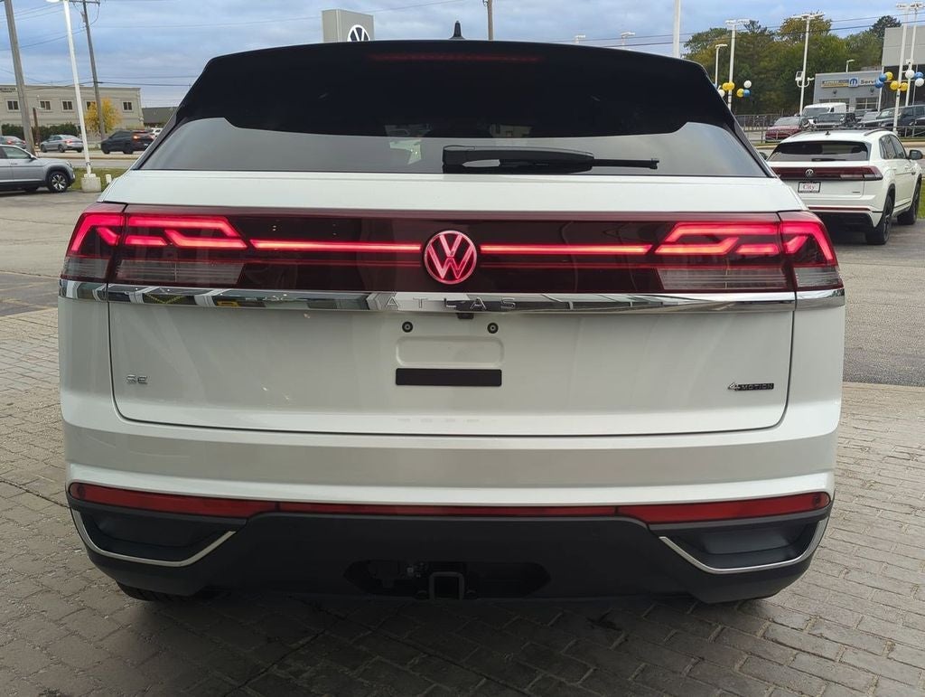 2026 Volkswagen Atlas Cross Sport 2.0T SE w/Technology