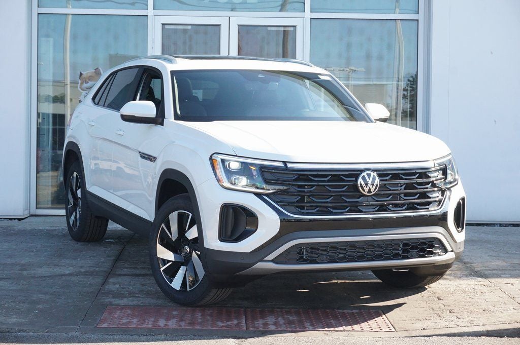 2026 Volkswagen Atlas Cross Sport 2.0T SE w/Technology