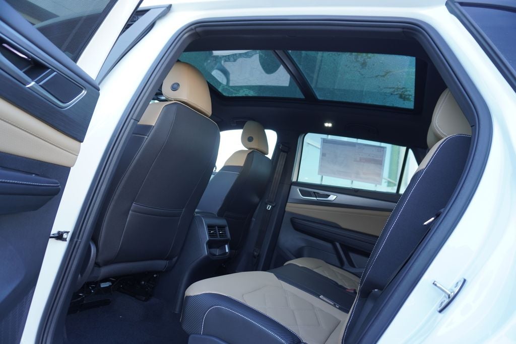 2026 Volkswagen Atlas Cross Sport SE w/Technology