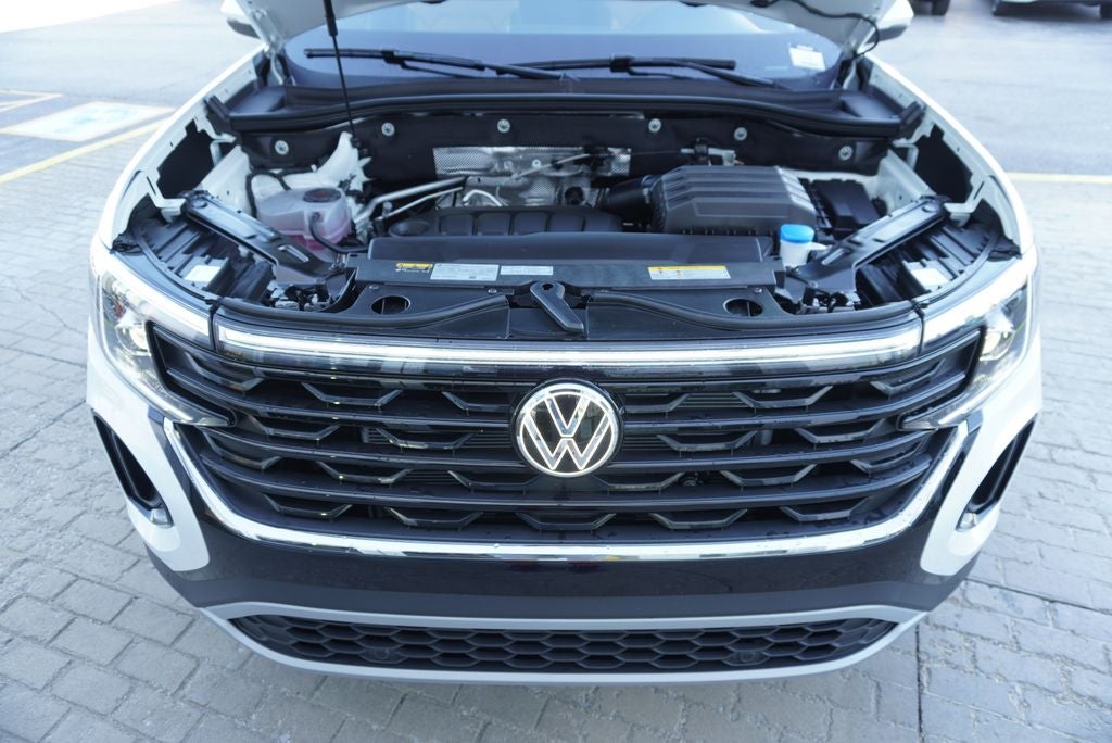 2026 Volkswagen Atlas Cross Sport SE w/Technology