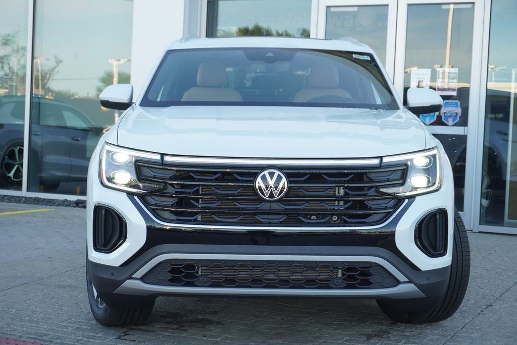 2026 Volkswagen Atlas Cross Sport SE w/Technology