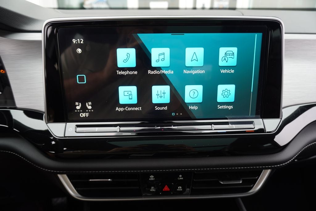2026 Volkswagen Atlas Cross Sport SE w/Technology