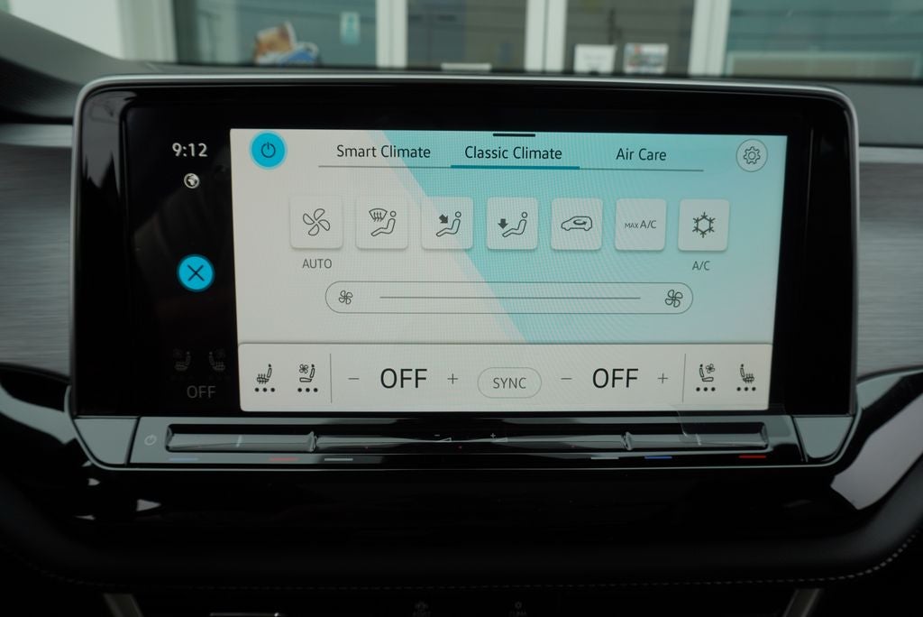 2026 Volkswagen Atlas Cross Sport SE w/Technology