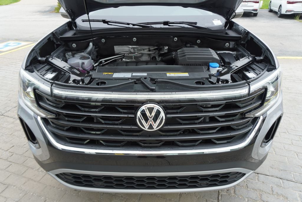 2026 Volkswagen Atlas Cross Sport SE w/Technology