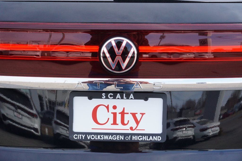 2026 Volkswagen Atlas Cross Sport 2.0T SE w/Technology