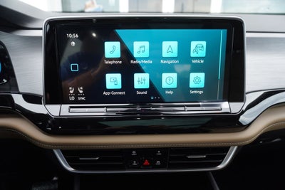 2026 Volkswagen Atlas Cross Sport SE w/Technology