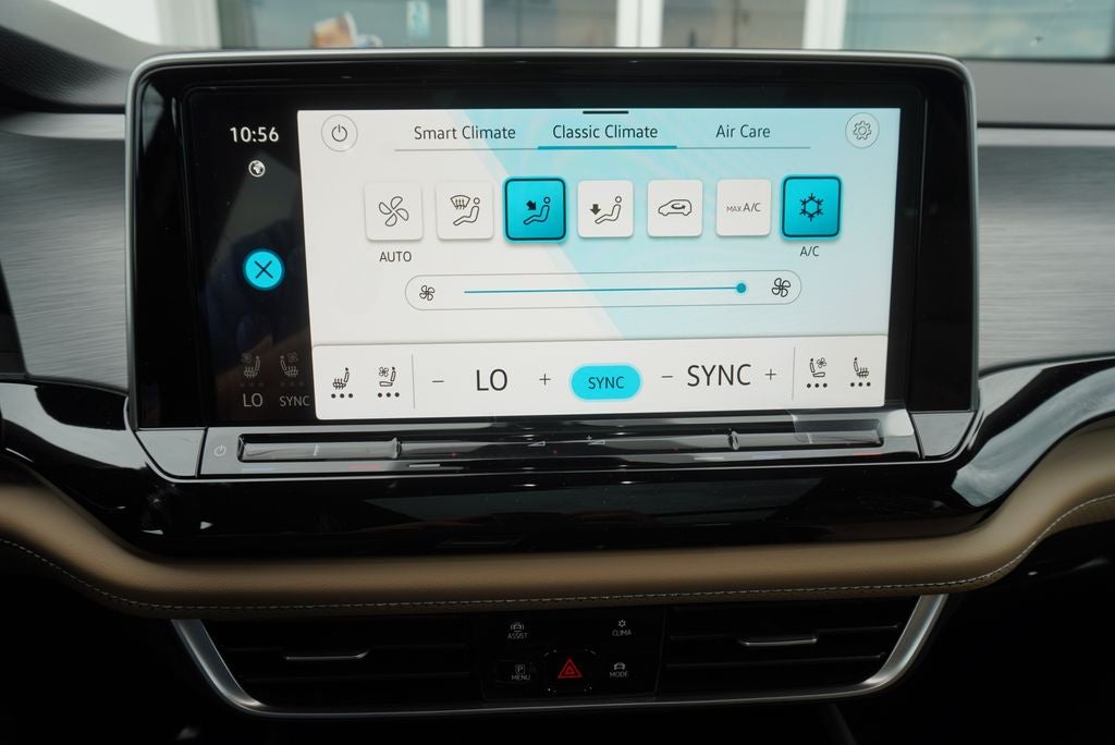 2026 Volkswagen Atlas Cross Sport SE w/Technology
