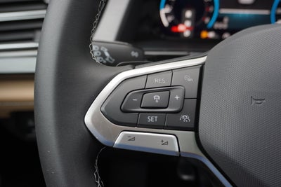 2026 Volkswagen Atlas Cross Sport SE w/Technology