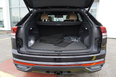 2026 Volkswagen Atlas Cross Sport SE w/Technology