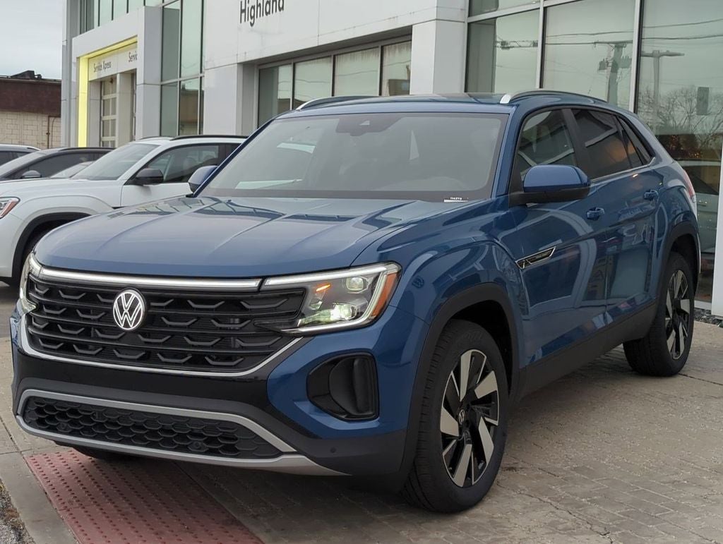 2026 Volkswagen Atlas Cross Sport 2.0T SE w/Technology