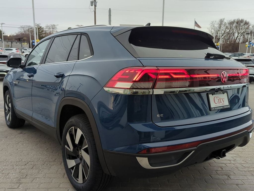 2026 Volkswagen Atlas Cross Sport 2.0T SE w/Technology