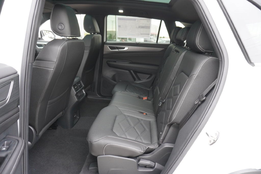 2026 Volkswagen Atlas Cross Sport SE w/Technology