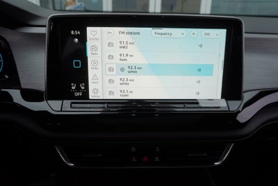 2026 Volkswagen Atlas Cross Sport SE w/Technology