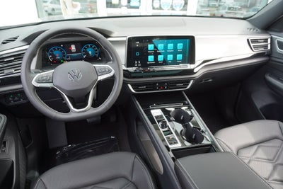 2026 Volkswagen Atlas Cross Sport SE w/Technology