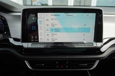 2026 Volkswagen Atlas Cross Sport SE w/Technology