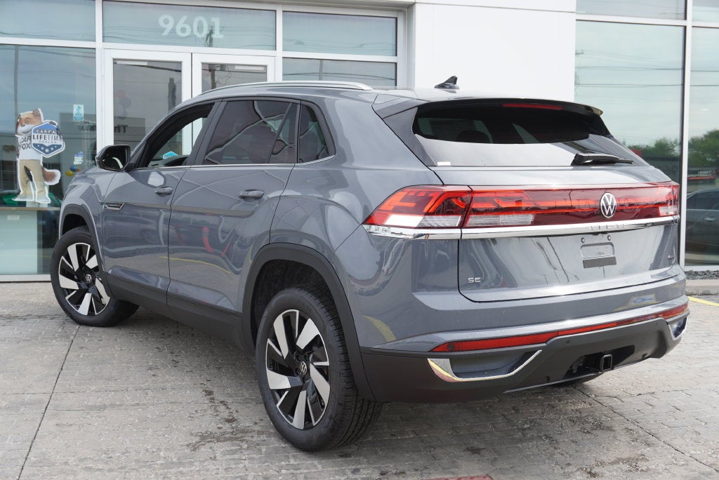 2026 Volkswagen Atlas Cross Sport SE w/Technology