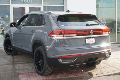 2026 Volkswagen Atlas Cross Sport 2.0T SE w/Technology