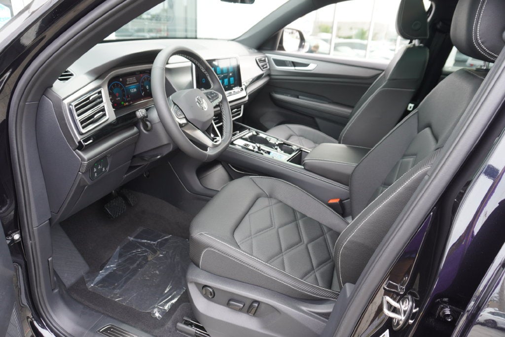 2026 Volkswagen Atlas Cross Sport SE w/Technology