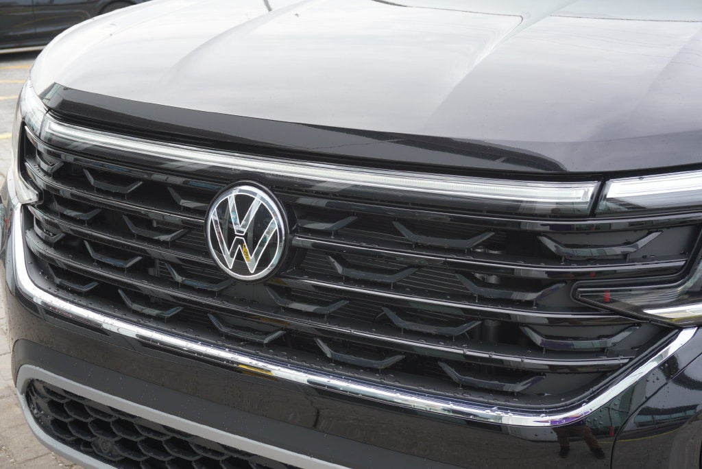 2026 Volkswagen Atlas Cross Sport SE w/Technology