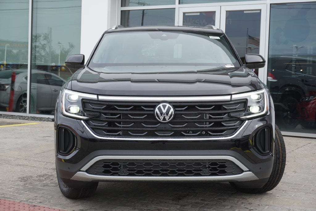 2026 Volkswagen Atlas Cross Sport SE w/Technology